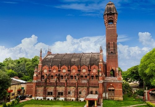 Mayo Hall Chauraha, Prayagraj
